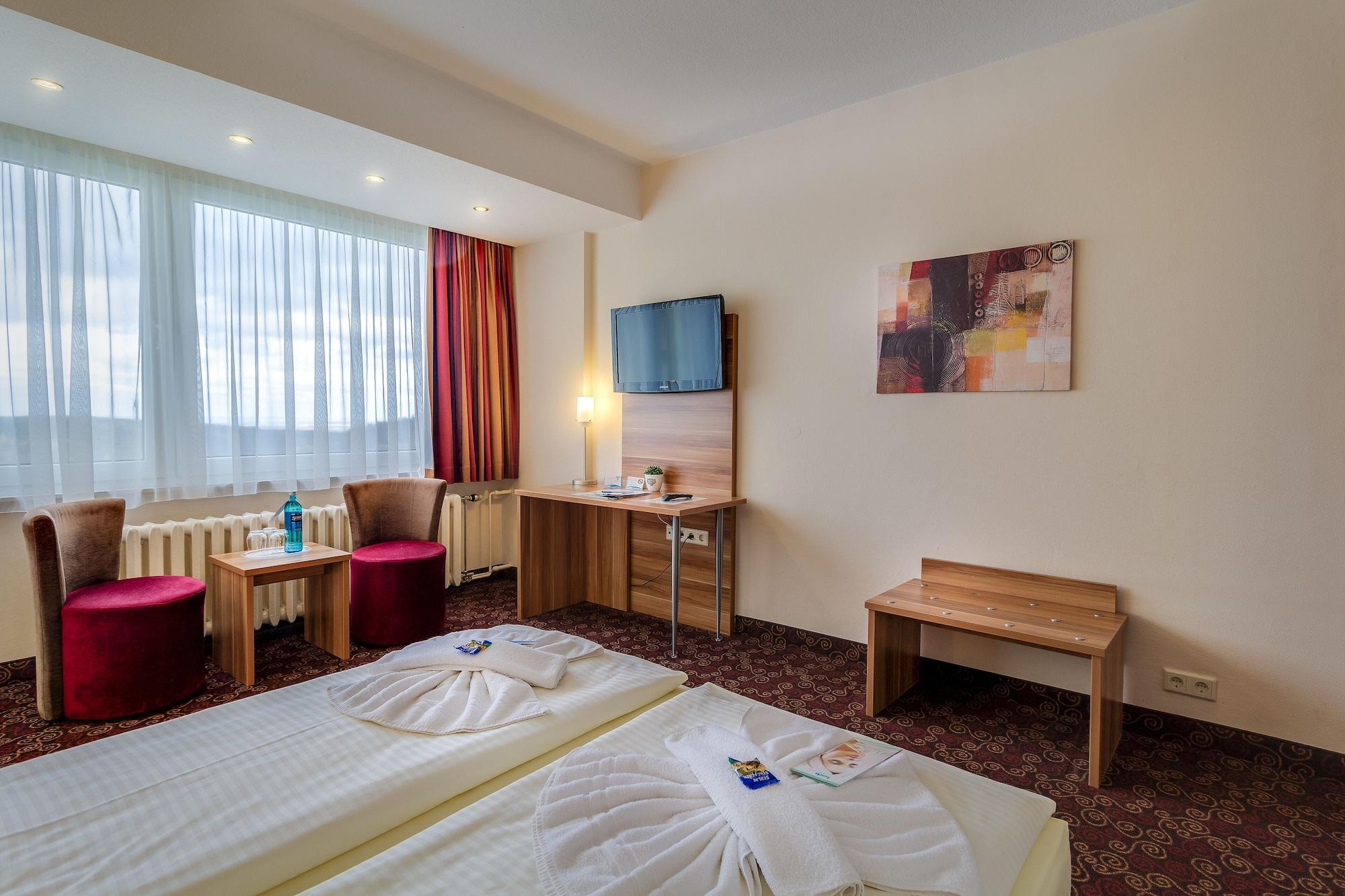 Ferien Hotel Rennsteigblick Friedrichroda Esterno foto