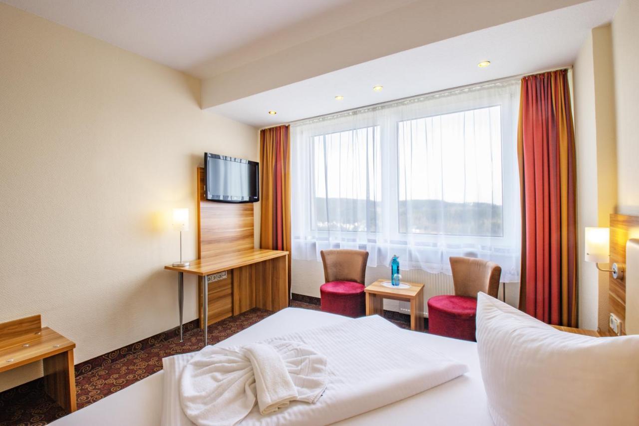 Ferien Hotel Rennsteigblick Friedrichroda Esterno foto