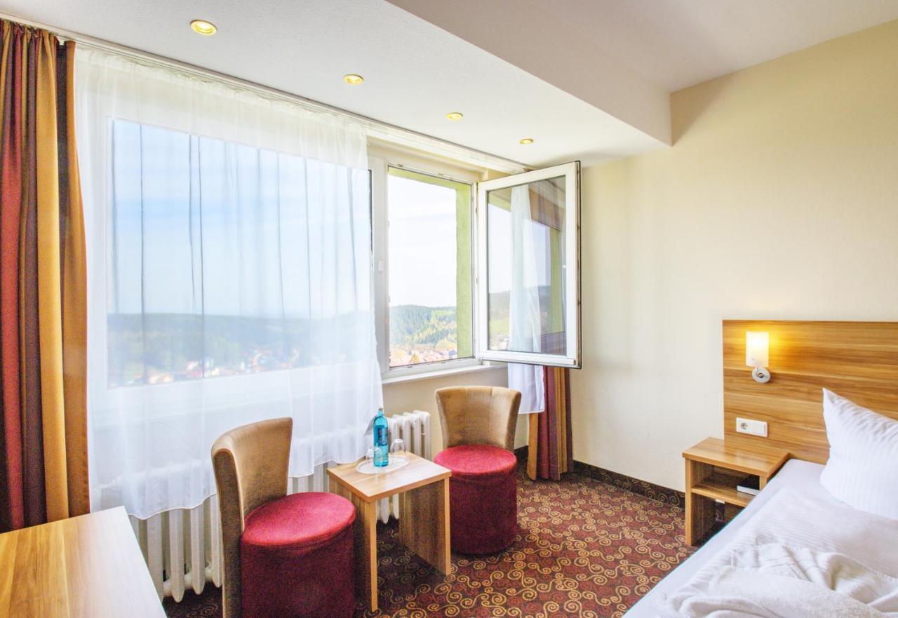 Ferien Hotel Rennsteigblick Friedrichroda Esterno foto